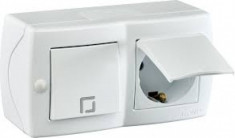 Mono Electric ONE WAY SWITCH & SOCKET OUTLET WITH PROTECTION COVER WHITE 104-010101-183